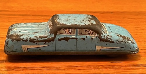 Antica auto giocattolo - giocattolo, in