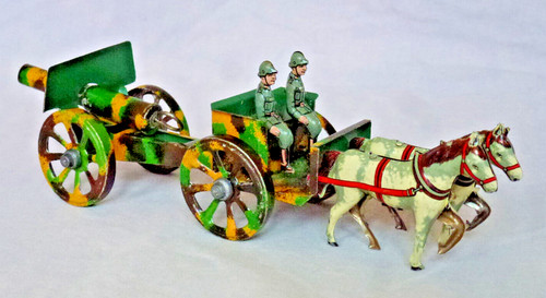 Gruppo militare con cannone